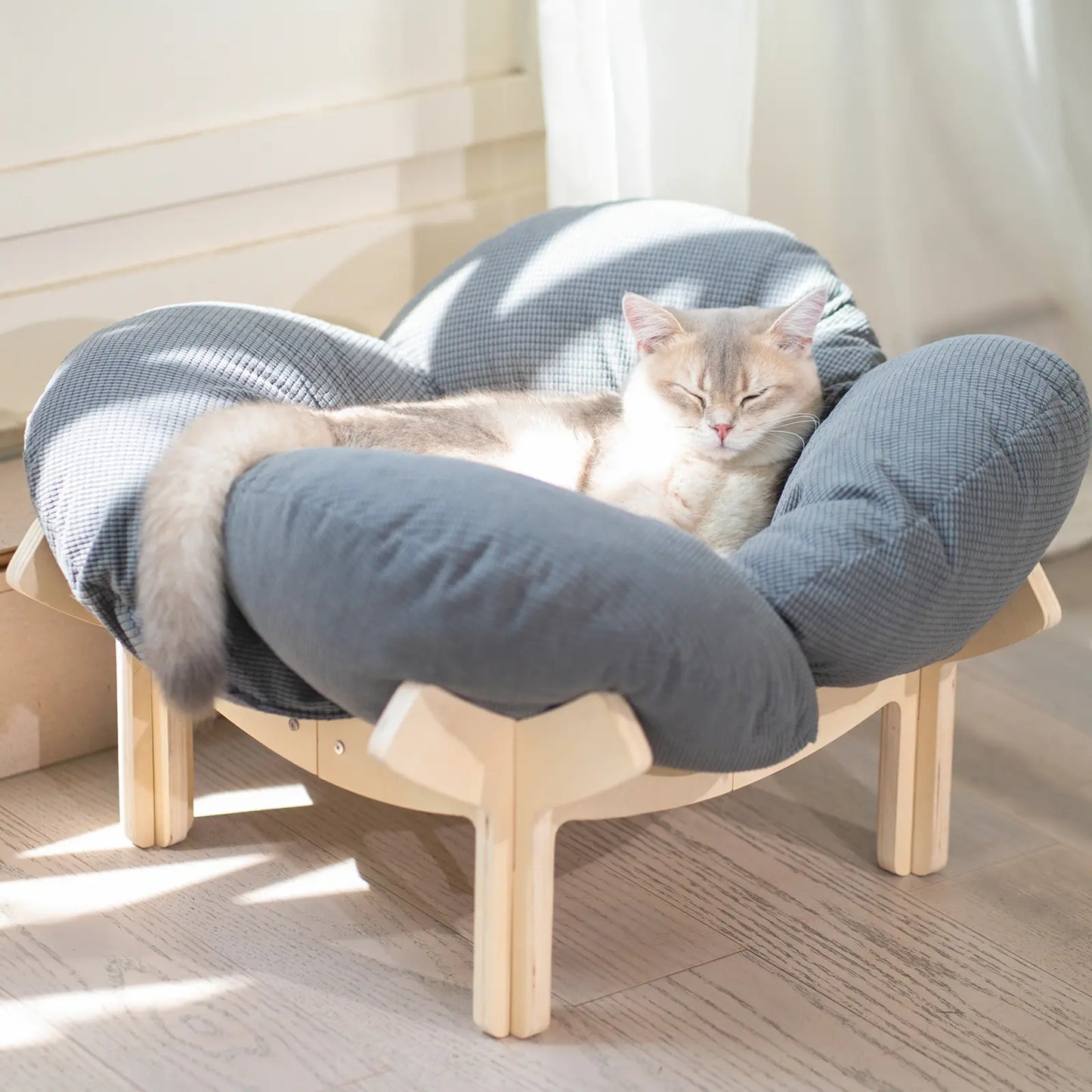 Elevated Wooden Cat Bed with Cushion - Fluffy Pet Sofa for Indoor Cats and Dogs, Raised Lounge Chair, Large Size Cat Furniture