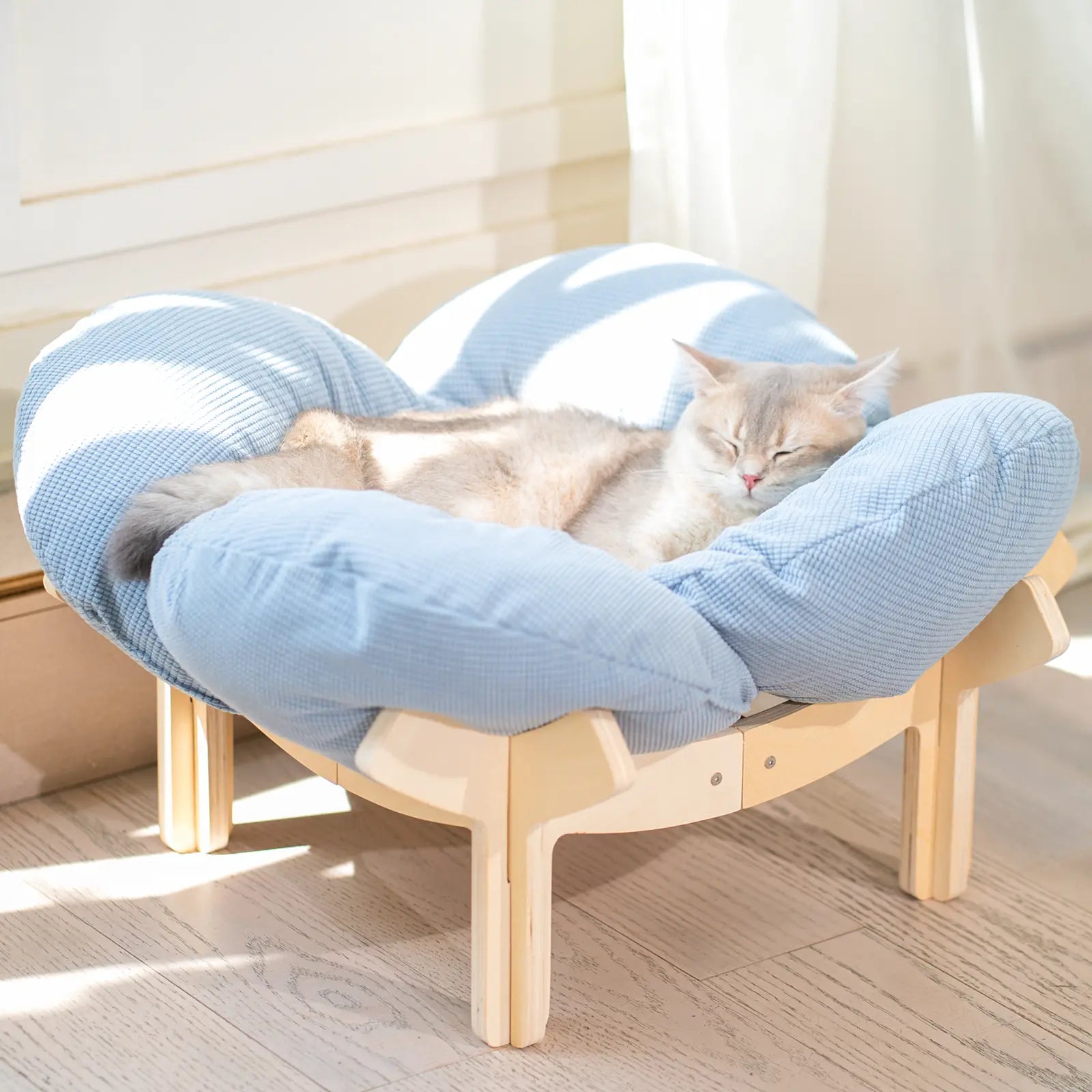 Elevated Wooden Cat Bed with Cushion - Fluffy Pet Sofa for Indoor Cats and Dogs, Raised Lounge Chair, Large Size Cat Furniture